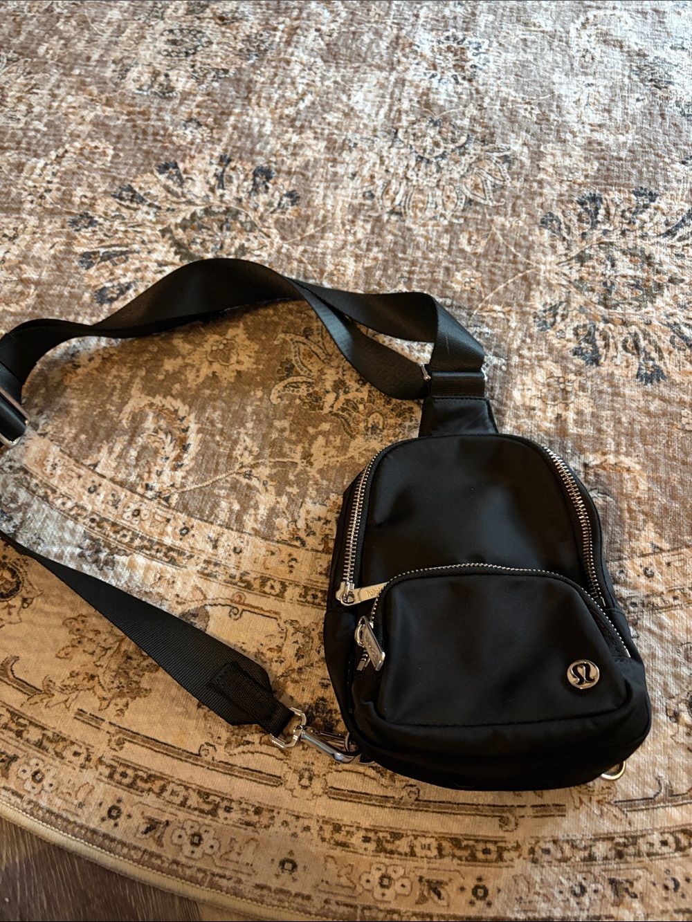 lululemon athletica Black Men's Sling Belt Bag
